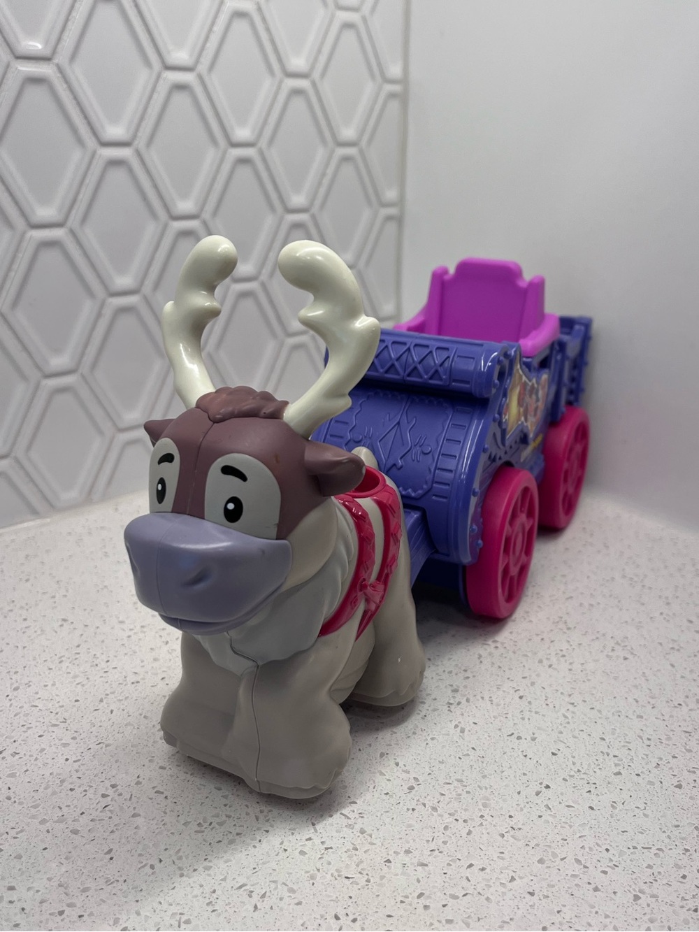 Fisher Price Little People Disney Frozen Sven Reindeer Kristoff Sleigh Toy